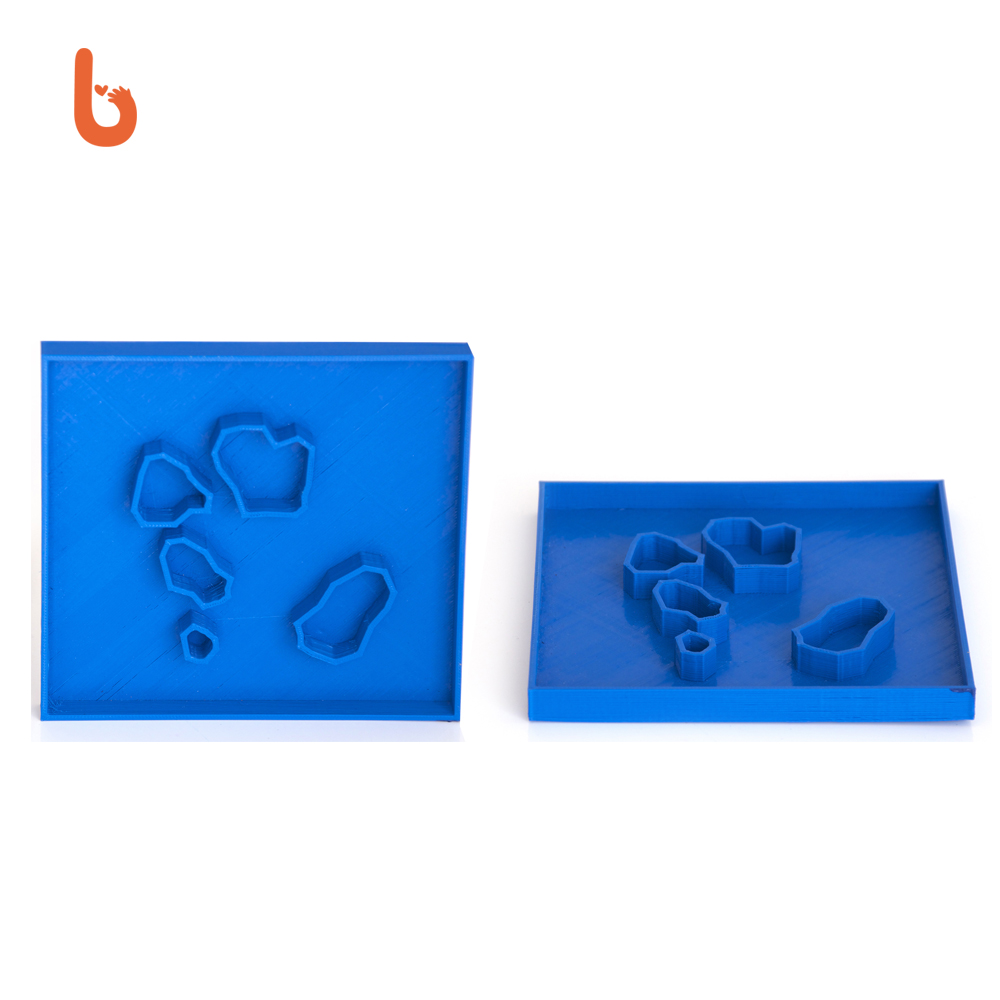 Filling trays for soil and water contrasts